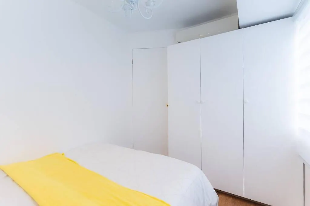 Apartment A2J Luxury 3Br Bgc Loft Near Malls And Airport Manila