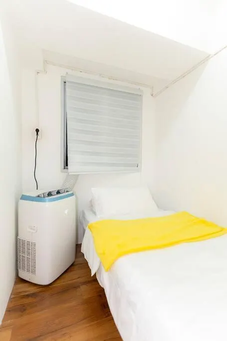 A2J Luxury 3Br Bgc Loft Near Malls And Airport Manila